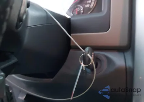 2010 Dodge Ram 1500 Slt/Sport/Trx z USA, uszkodzony, nr VIN 1D7RB1CT5AS132597